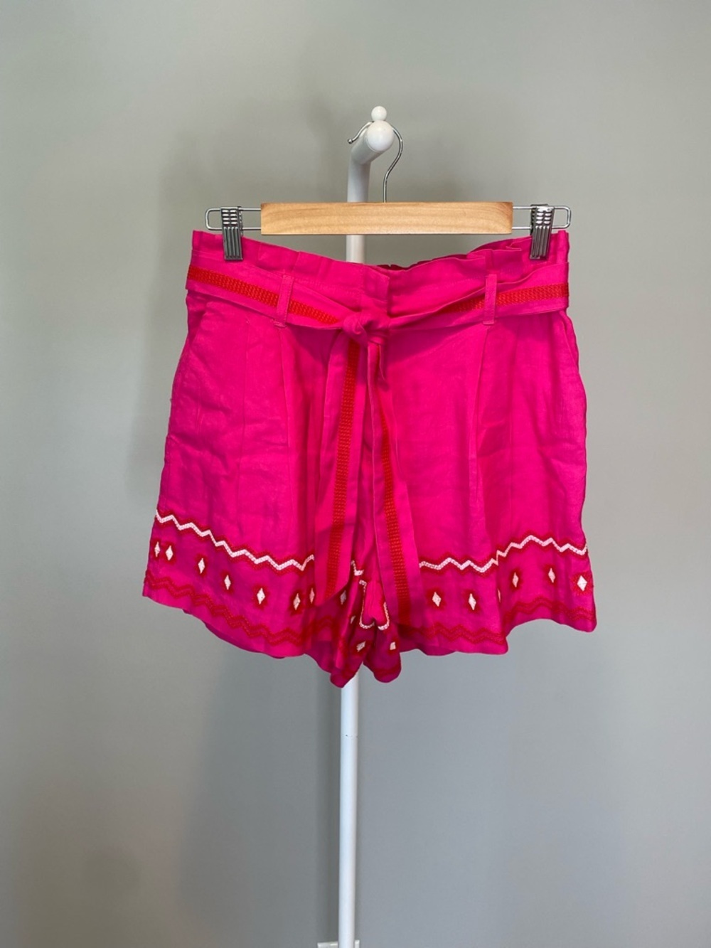 Loft Women's Hot Pink Embroidered Tie-Waist Shorts